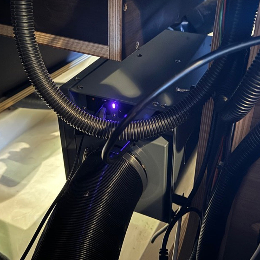 Arida Pro S12 montert i båt monteringseksempel